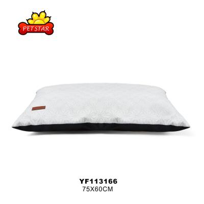 China Durable Wholesale Products Durable Soft Plush Dog Bed Cushion Fluffy Pet Bed for sale