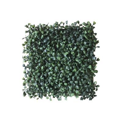 China Environmental Friendly Custom Artificial Green Panel Wall Grass Fence Vertical Garden Green Wall for sale