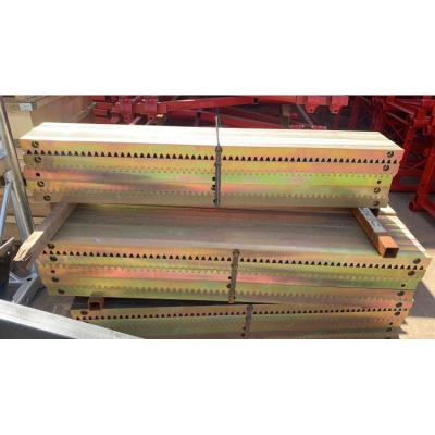 China China Factory Guide Rail Cargo Lift Warehouse Cargo Lift Rack for sale