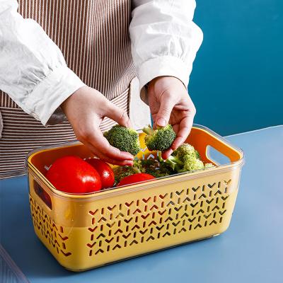 China Fresh Keeping Refrigerator Storage Box Food Fruit Vegetable Wash Drain Basket Box Kitchen Drain Freezing Organizing Food Containers for sale