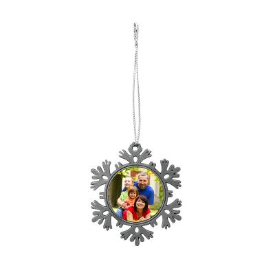 China Customized Gold Silver Sublimation Blank Christmas Hanging Ornaments Christamas Snowflake Metal Christmas Bell Decoration for sale