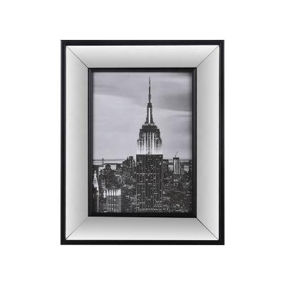 China Fashionable Simple Black Framed Landscape Painting Housesold Decorative Art Picture Wall Mount Urban Picture Frame for sale