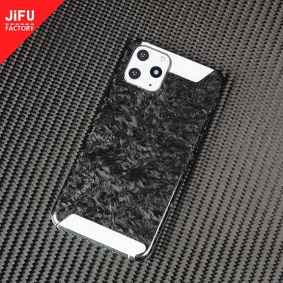 China Luxury Carbon Fiber Ultra Thin Fashionable Ultra Thin Radiation Protection And Accessories Real Phone Cover Carbon For iPhone 11 Case Carbon Fiber Case for sale