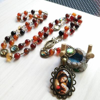 China Retro Madonna Religious Jewelry ONYX Necklace Mini Pendants Catholicism Prayer Beads Style Agate For Church for sale