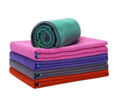 China Prevent Slip On Yoga Mat Custom Logo Sweat Absorbing Anti-Slip Polyester Yoga Mat Towel for sale