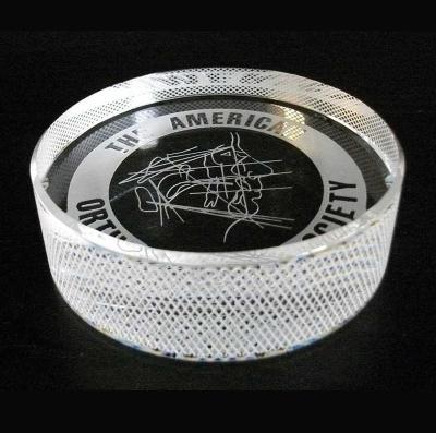 China Europe Crystal Hockey Puck Paperweight MH-F0518 for sale