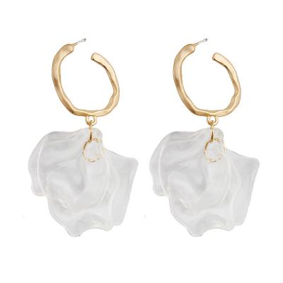 China CLASSIC Daily Simple Elegant Advanced Transparent Acrylic Petal Gold Color Metal Girls Women's Earrings Jewelry Gift for sale