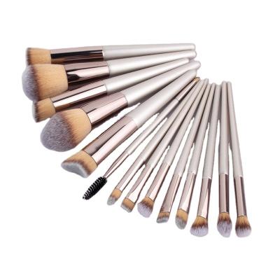 China Skin-Friendly Blush Eyeshadow Make Up Brush Kit With Sponge Stick for sale