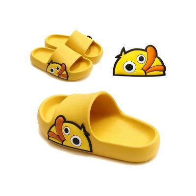 China CUSHIONING Wholesale Good Quality Fashion Beach Outdoor Mens Ladies Home Sandals Slides Slippers For Women for sale