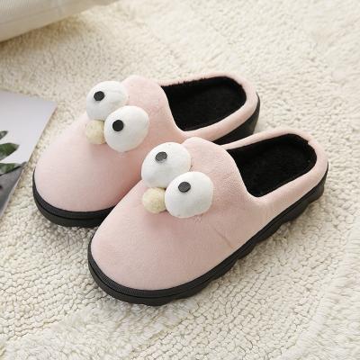 China CUSHIONING Fashion Decoration Ladies Winter Home Warm Indoor Slippers for sale