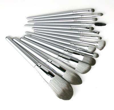 China Angular Blush Custom Silver Synthetic Make Up Brushes Kit Custom Logo Matte Makeup Brush Oval Travel Set Eye Makeup OEM Brush for sale