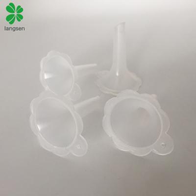 China Flower Shaped Mini Plastic Small Size Funnel Hot Sale Flower Shaped Mini Plastic Small Size Funnel, 30mm 3cm Perfume Dispenser Funnel, Cosmetic Dispensing Tool for sale