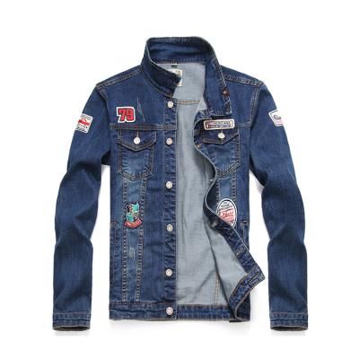 China Sustainable Denim Jacket Letter Embroidery Long Sleeve Denim Jackets With Pockets For Men Vintage Blue Washed for sale