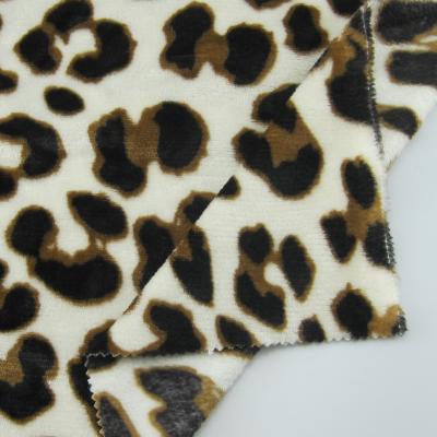 China Leopard Print Flannel Fabric 100%Polyester Soft Tear-Resistant Fabric For Home Textile-Bedding/Garment/Toy for sale