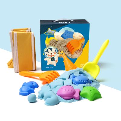 China Bouncy running kids play sand moldable sensory toys 1000g space toy sandcastle mold / moldable plate set for sale