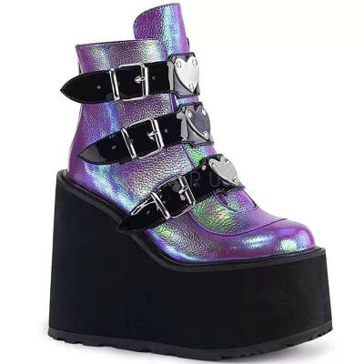 China 2021 New Arrival Round Fashion Zipper Ladies Winter Shoes Women Platform Chain Boots for sale