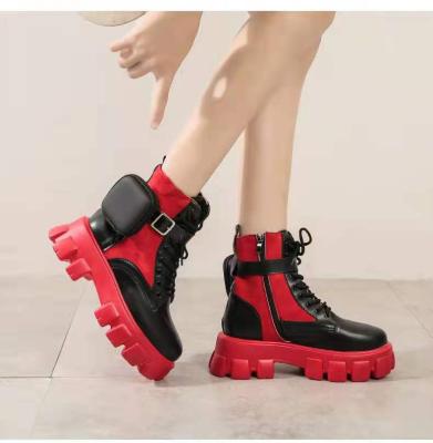 China 2021 New Arrival Fashion Ladies Winter Round Ankle Shoes With Pocket Women Zipper Platform Boots for sale