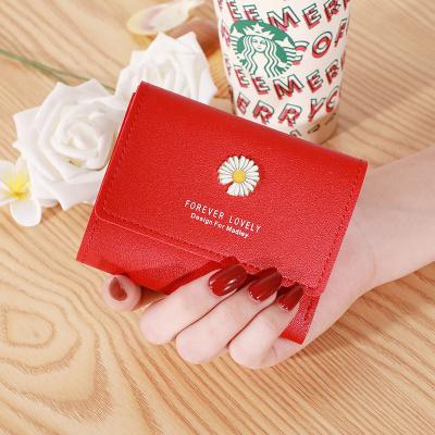 China Women's Multi Wallet Card Holder Coin Purse Anti-theft Short Daisy Small Handmade Clutch for sale