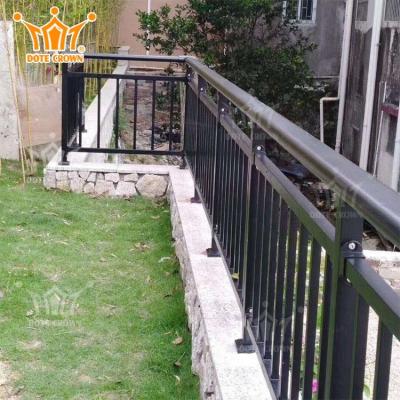 China Hot Sale Easily Assembled Single Screw Assembly Outdoor Aluminum Balcony Fence for sale