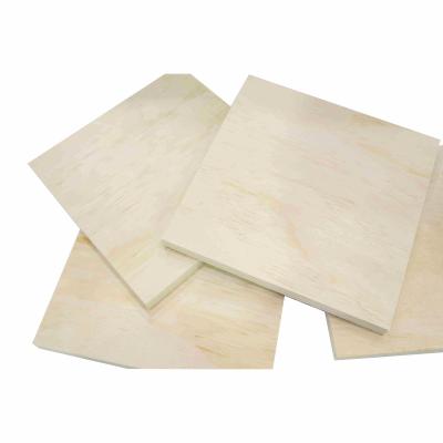 China Greenland Poplar Plywood 15mm Furniture Decoration China Shuttering for sale