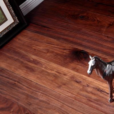 China Indoor Greenland Walnut Wood 15mm Three Layer Smooth Wood Plank Natural Oil Engineered Hardwood Flooring for sale