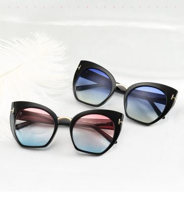 China Fashionable Designed Lady Sun Shades Metal Link Sunglasses Cat Eye Uv 400 Color Hot Sale Women Retro Fashion Sun Glasses for sale