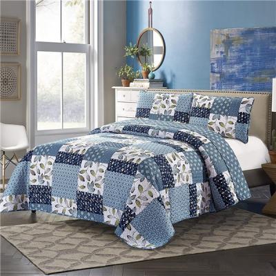 China New Style Queen Patchwork Quilt Polyester Home Bedspread for sale