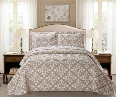 China Soft Hot Sale Bedding Jacquard Comforter Set Luxury Bedspread Comforter Set for sale