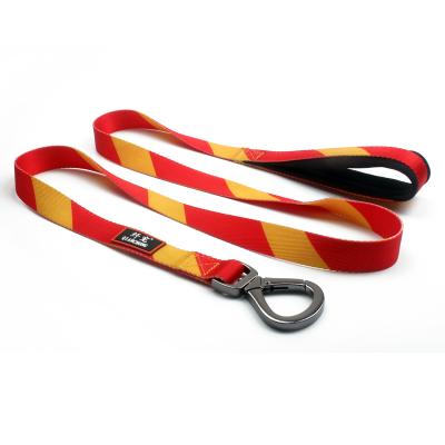 China Sustainable Luxury Custom Color Polyester PP Material Pet Leash for sale