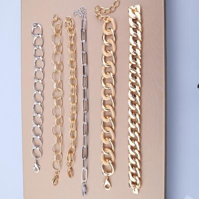 China CLASSIC Suitable Price Fashion Jewelry Top Quality Gold Plated Chain With Crystal Adjustable Bracelet for sale