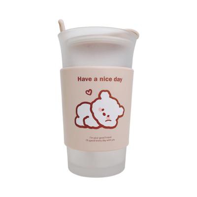 China Custom Logo Viable Portable Frosted Plastic Water Cups 400ml Milk Tea Cup With Spoon PP Plastic Coffee Cup For Office for sale