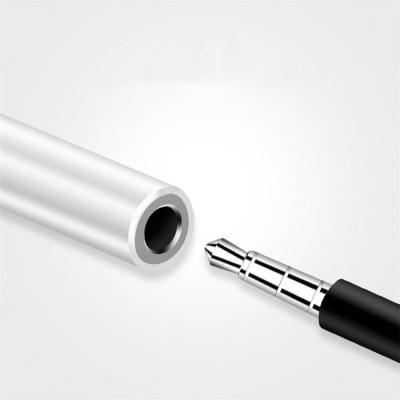 China MP3/MP4 Player Mfi Certified 3.5mm Connector Earphone Adapter Cable For Iphone for sale