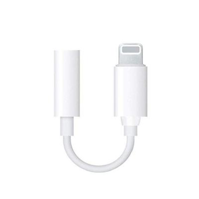 China For New Design iPod Usb Application Microphone Music Convenient Use Earphone Adapter Cable for sale