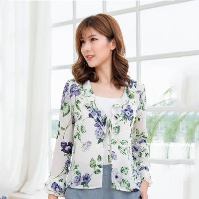 China Soft/Not Easy Knit Women's Summer Chiffon Sunscreen Shirt Floral Blouse Tops Blouse Sunscreen Shirt Chiffon Ladies Blouses for sale