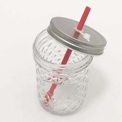 China Mason Jars 16oz Airtight Hole Glass Lid And Straw For Freshness Preservation for sale