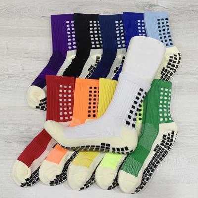 China Custom Thick Breathable Socks Mens Sports Basketball Logo Socks Grip Bottom Anti Slip Towel Football Stripe Socks for sale