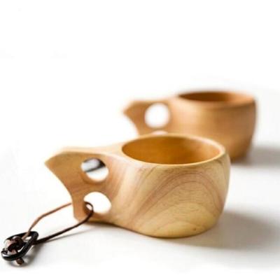 China Sustainable Heat Resistant Hand Carved Eco Reusable Rubber Wooden Coffee Drinking Tea Measuring Cup From Kuksa Finland for sale