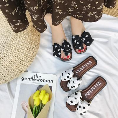 China Fashion trend fashion indoor and outdoor non-slip masonry sandals women's decorative slippers for sale