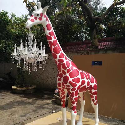 China China Pop Artificial Realistic Life Size Fiberglass Resin Animals Sculpt Christmas Birthday Party Props Garden Park Giraffe Statues for sale