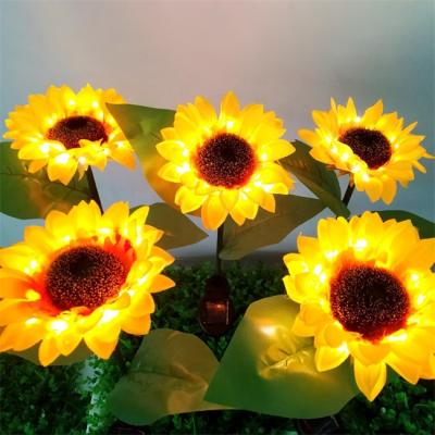 China Hot Selling LANDSCAPE Sun Flower Stake Solar Garden Decorative Sunflower Light Stake Solar Lamps For Patio Park for sale