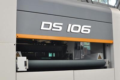 Китай 6500SHIPPING И РЕГУЛЯЦИЯ автоматического автомата для резки штемпелюя плашки фольги с прикрывать продается