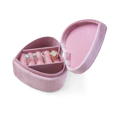 China Handmade Custom Logo Organizer Heart Shaped Velvet Travel Jewelry Storage Cases Wholesale Fashion Travel Case for sale