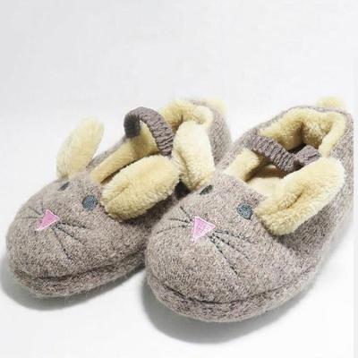 China New Design Flat Comfortable Kids Furry Rabbit Slippers for sale