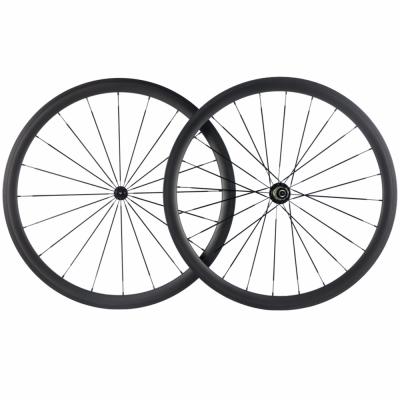 China Road Bikes Hot Selling OEM Original 700C Carbon Fiber Full Lightweight Road Bike Full Wheelset for sale