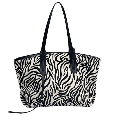 China Wholesale High Quality Vintage Zipper Customized Elegance Bags Zebra Pattern Oxford Handbags for sale