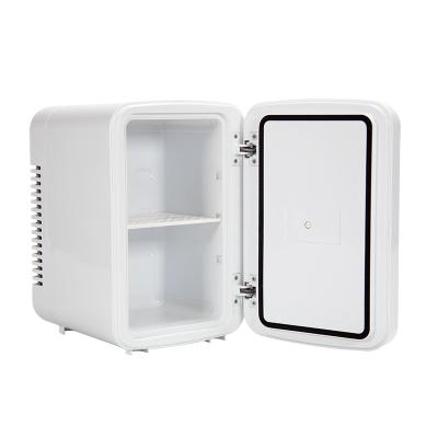 China Household 5L Thermoelectric Portable Cosmetic Skin Care Fridge Mini Bar Fridge Without Compressor for sale