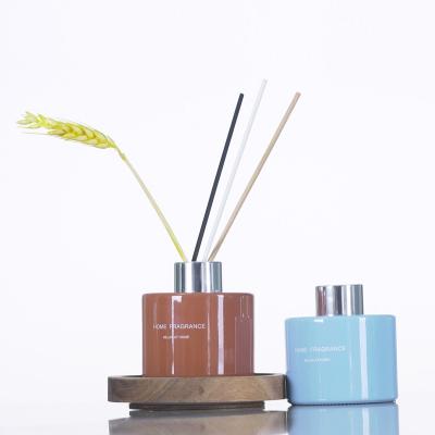 China Gift & Bulk Craft Container Single Empty Reed Bottle Diffuser Bottle Candle Jar The Glass Perfume Bottle for sale