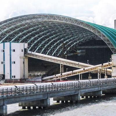 中国 Structural roof covering arched design prefabricated light steel structure for coal storage building construction 販売のため