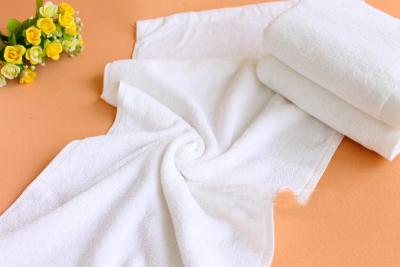 China Non Woven Plant Fiber Disposable Bath Towels , Soft Smooth Hotel Brand Towels for sale