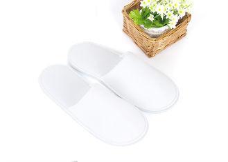 China Recyclable Clean Disposable Hospital Slippers , Low Carbon Hotel Bathroom Slippers for sale